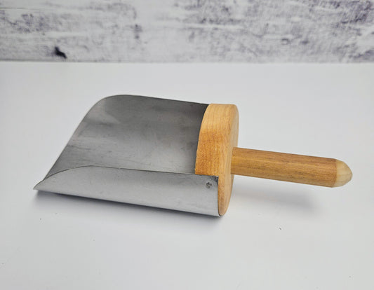 Amish-Made Seed Scoop